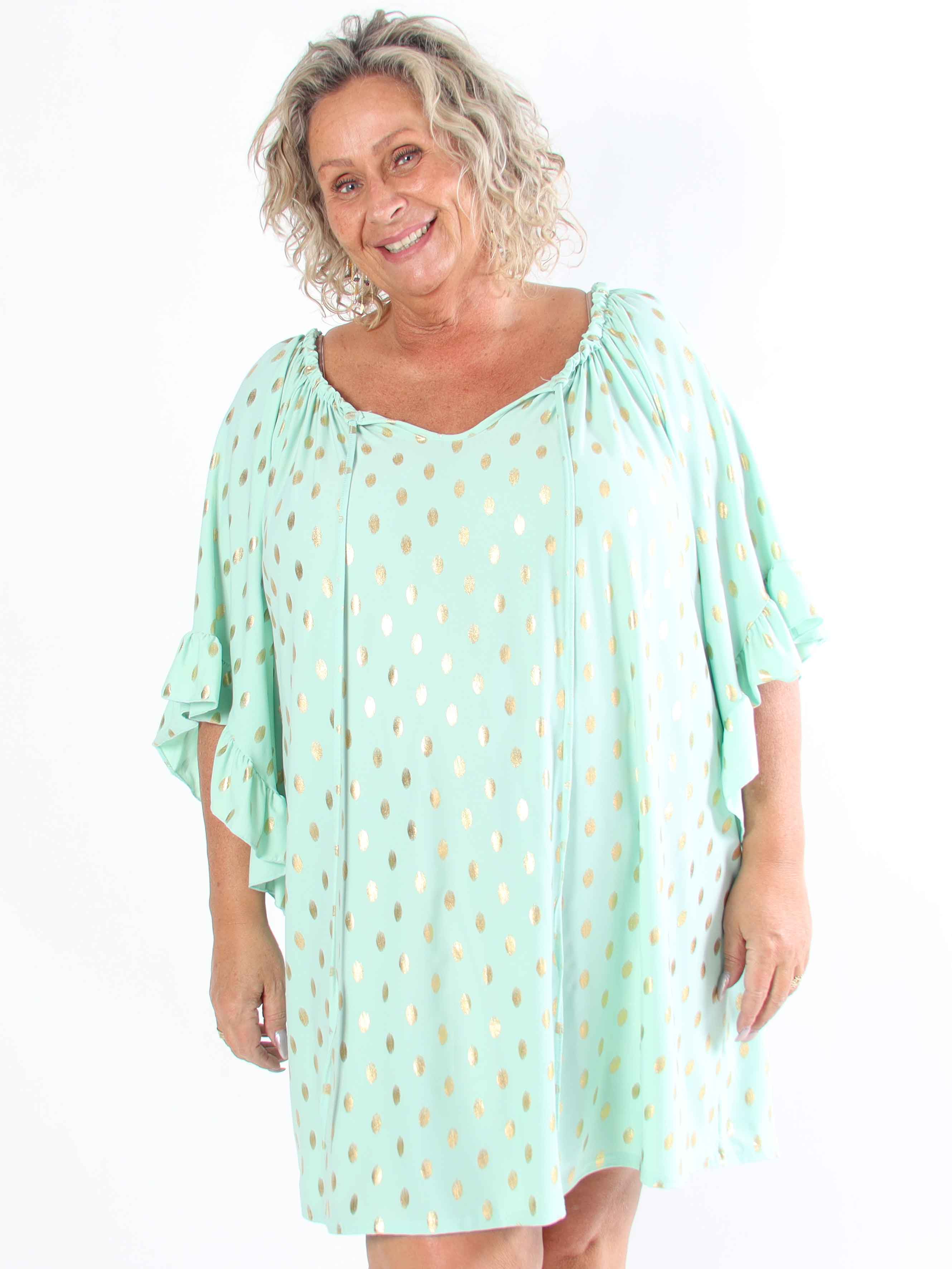 Yasma - Plus size tunikakjole med guld prikker og flæseærmer